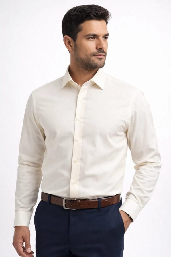 Men’s Signature Slim-Fit Broadcloth Dress Shirt –Off White