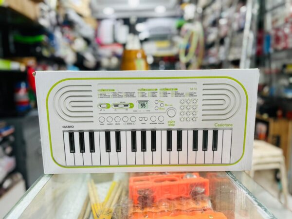 Casio SA-50 Casiotone 32-Key Portable Mini Keyboard