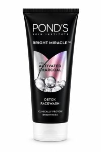 Ponds Bright Miracle Detox Facewash (200g)