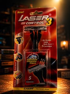 Laser Control 3 Triple Blade Razor with 5 Cartridges NARP0223