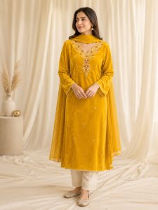Women's Embroidered Kurta Pant Dupatta Set NARP758