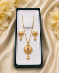 Traditional Gold Plated Pendant Set NARP880