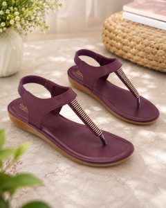 Walkaroo Women's Toe Ring Sandals NARK574